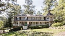 5241 Shasta Way Marietta, GA 30062