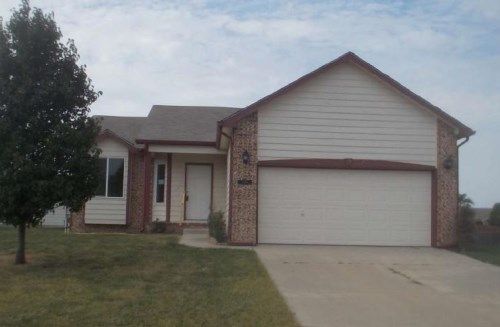 5859 N Ashford St, Wichita, KS 67219