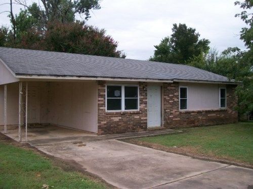 908 O St, Barling, AR 72923