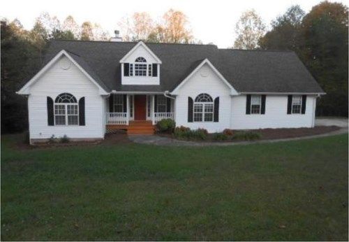 191 Grindstone Creek Drive, Clarkesville, GA 30523