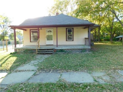 2143 SW Fillmore St, Topeka, KS 66611