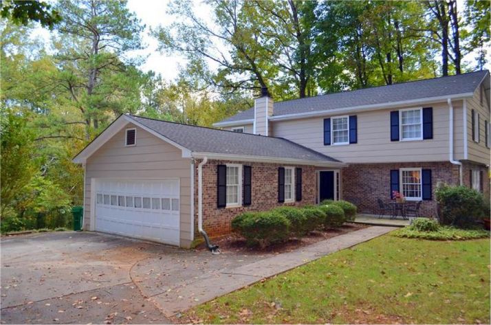 2138 Gunstock Drive, Stone Mountain, GA 30087