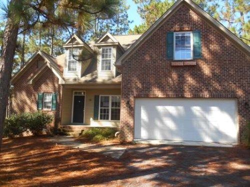 15 Catalpa Ln N, Pinehurst, NC 28374