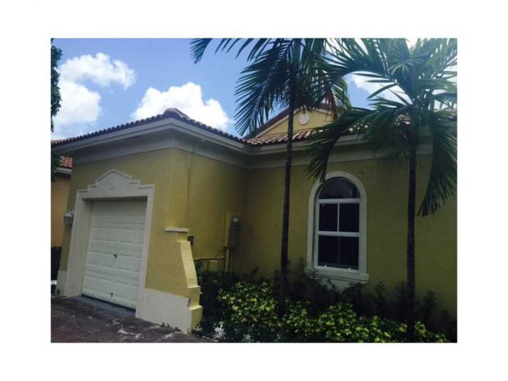 2325 NE 37 TE, Homestead, FL 33033