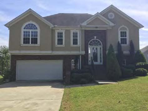 3505 Oakleigh Dr, Rex, GA 30273