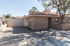 1520 Greg Powers Dr #B, El Paso, TX 79936