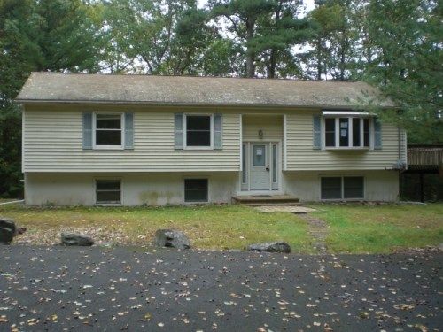 127 Kunigunde Dr, Milford, PA 18337