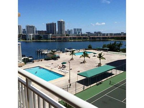 18061 BISCAYNE BL # 601-2, North Miami Beach, FL 33160