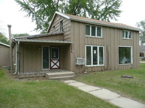 254 E RICHLAND ST, Lone Rock, WI 53556