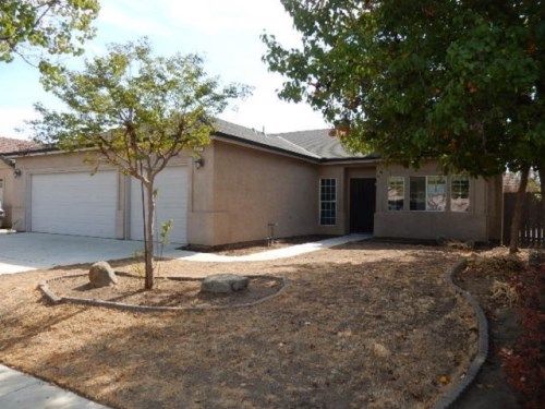 6567 E Kerckhoff Ave, Fresno, CA 93727