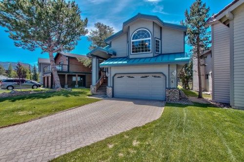 2038 Aloha Drive, South Lake Tahoe, CA 96150