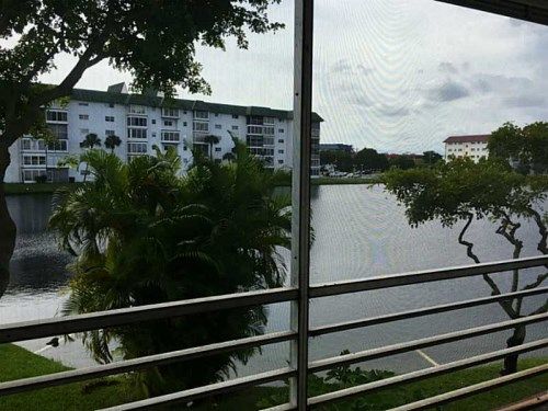 4750 NW 22 CT # 202, Fort Lauderdale, FL 33313