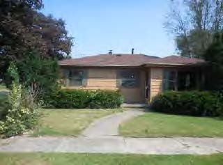 231 Dale St, Oakland City, IN 47660