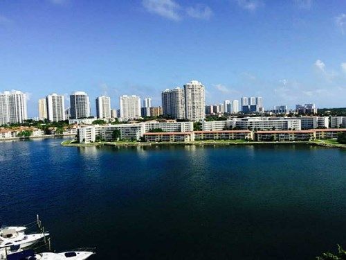 18041 BISCAYNE BL # 1105-4, North Miami Beach, FL 33160