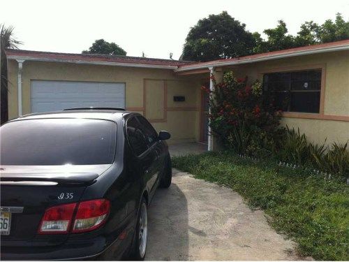 4821 NW 11 ST, Fort Lauderdale, FL 33313