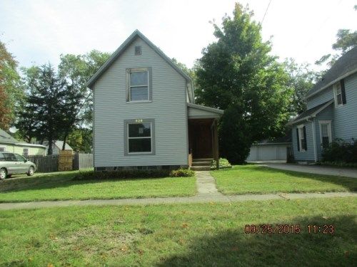 628 N Saginaw St, Owosso, MI 48867