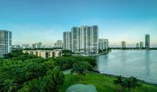 3370 Hidden Bay Dr # 802 Miami, FL 33180