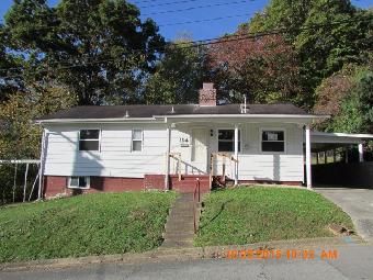 104 Fulton Ln, Oak Ridge, TN 37830