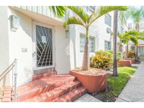 817 MERIDIAN AV # 4, Miami Beach, FL 33139