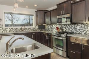 313 W Lakeview Avenue, Wasilla, AK 99654