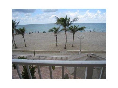 300 OREGON ST # 203, Hollywood, FL 33019