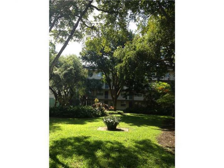 500 NE 2 ST # 124, Dania, FL 33004