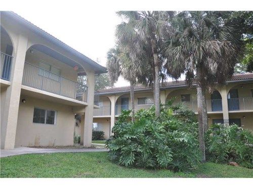 7613 NW 42 PL # 214, Fort Lauderdale, FL 33351