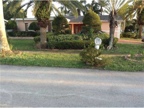 10700 NW 28 MNR, Fort Lauderdale, FL 33322