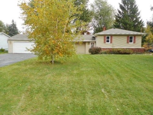 2366 Melody Ln, Burton, MI 48509