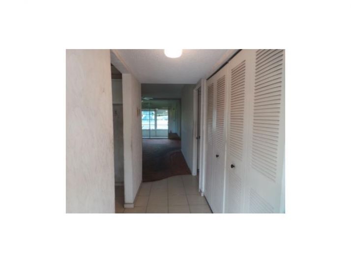 7610 NW 1ST ST # 202, Pompano Beach, FL 33063