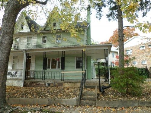 2412 State St, Harrisburg, PA 17103