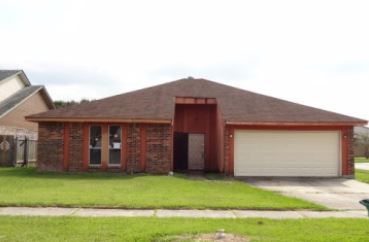 4049 Mayhaw Dr, Harvey, LA 70058