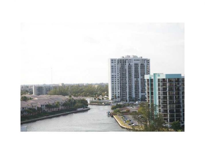 3725 S OCEAN DR # 1024, Hollywood, FL 33019