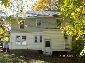 15 Keenan St, Glens Falls, NY 12801