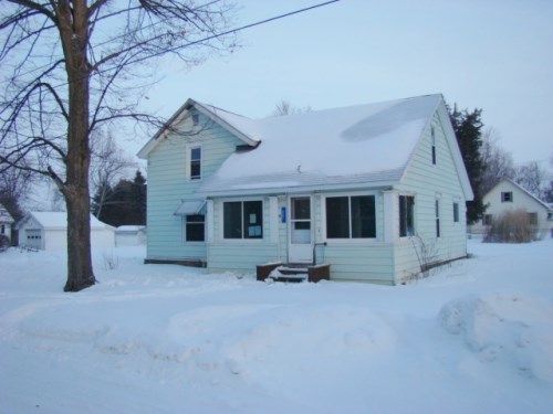 402 W North St, Tekonsha, MI 49092