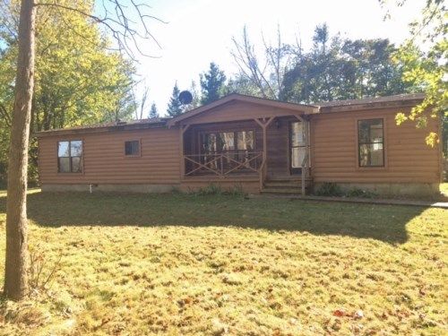 4431 Fish Lake Rd, North Branch, MI 48461