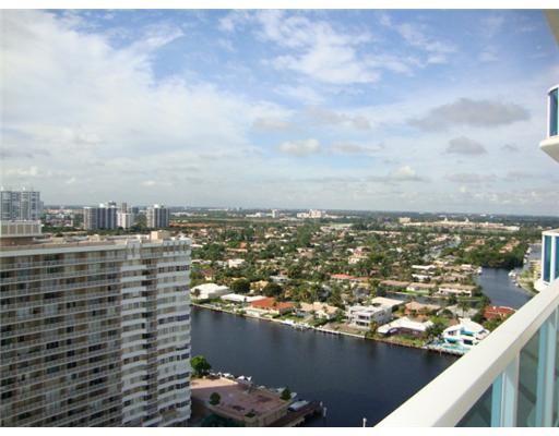 1945 S OCEAN DR # 2203, Hallandale, FL 33009