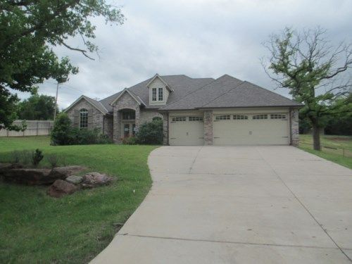 14749 Waterloo Falls Rd, Arcadia, OK 73007