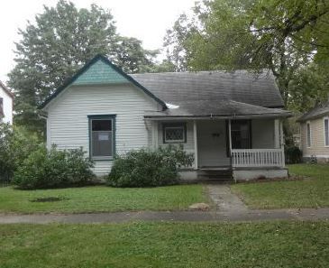 106 NW Fillmore St, Topeka, KS 66606