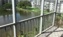 2855 LEONARD DR # H-604 North Miami Beach, FL 33160