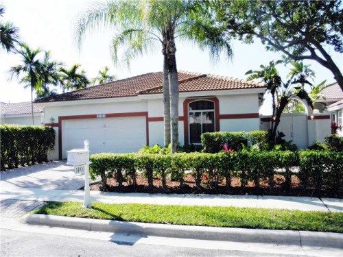 14910 BEL AIRE DR, Hollywood, FL 33027