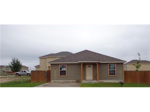 1003 Tesoro Pl, Del Rio, TX 78840