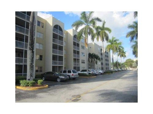 7000 NW 186 ST # 4-223, Hialeah, FL 33015