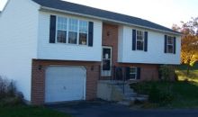 105 Coventry Cross Rd Mount Wolf, PA 17347