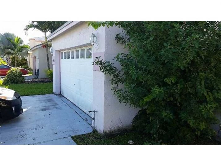 9940 RIVER RUN CR, Hollywood, FL 33025