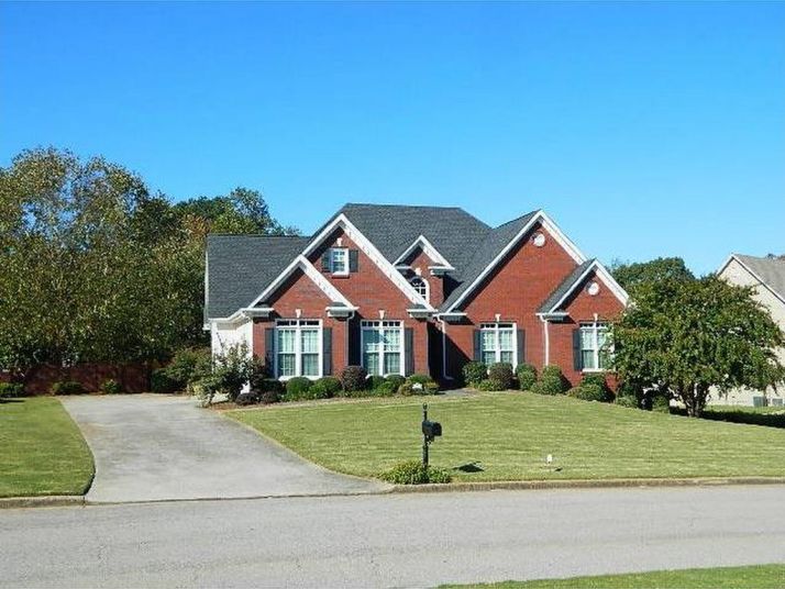 5739 Corners Drive, Hoschton, GA 30548