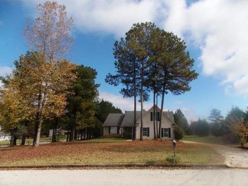 116 New Farm Drive, Locust Grove, GA 30248