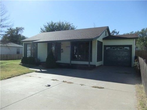 1309 N Starkweather St, Pampa, TX 79065