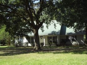 29721 J Wilson Road, Albany, LA 70711