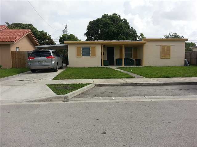 261 W 36 ST, Hialeah, FL 33012